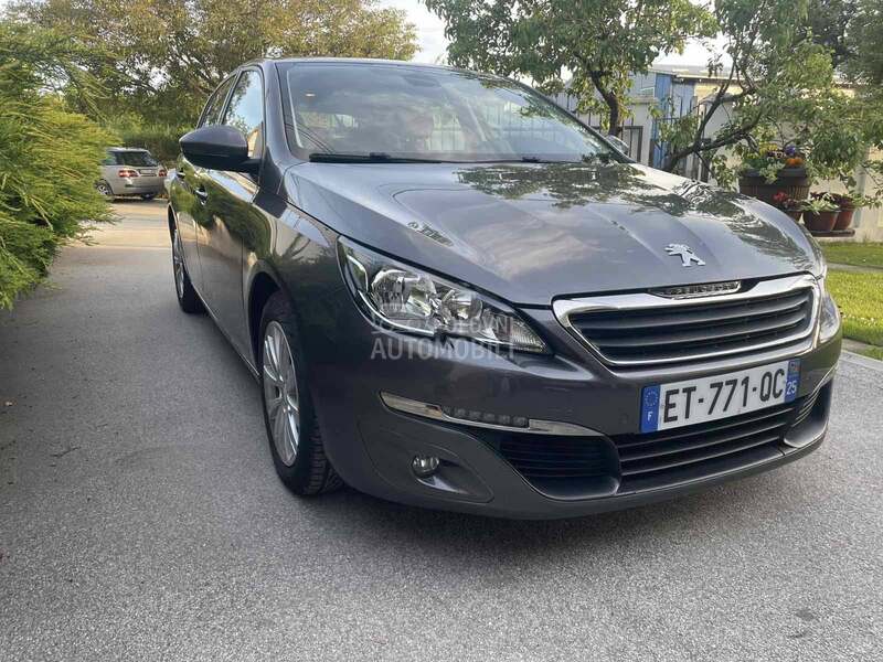 Peugeot 308 2017 photo 2