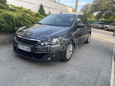 Peugeot 308 1,2 T 112300 KAM ERA, 7.800 €, 2017. Hečbek, Benzin | 1198 cm3, 112.345 km, 81kW (110 KS), Manuelni 6 brzina, 4/5 vrata, 5 sedišta, BEOGRAD