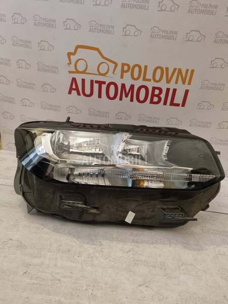 Desni halogeni far za Opel Combo od 2024. do 2025. god.
