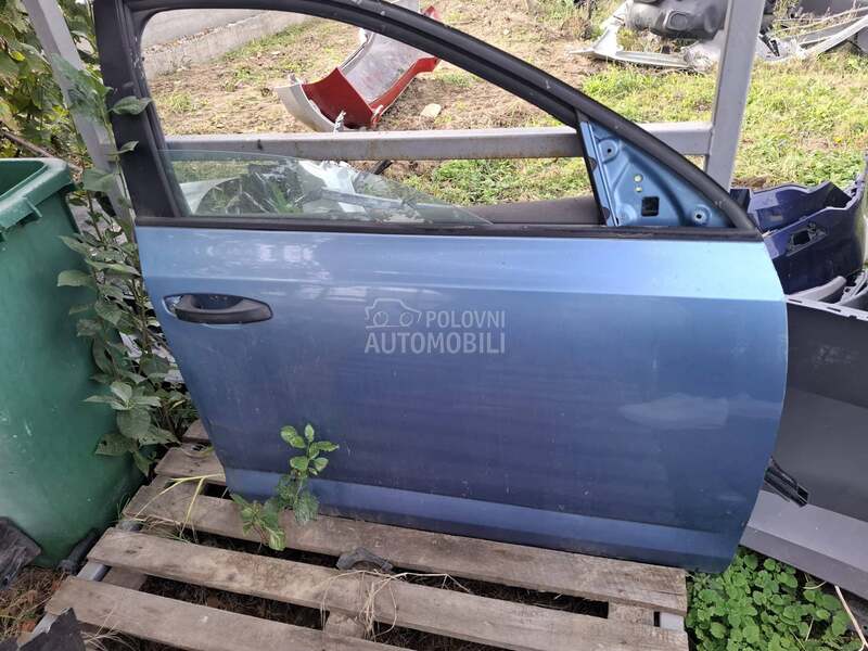 Prednja desna vrata za Škoda Octavia od 2013. do 2020. god.
