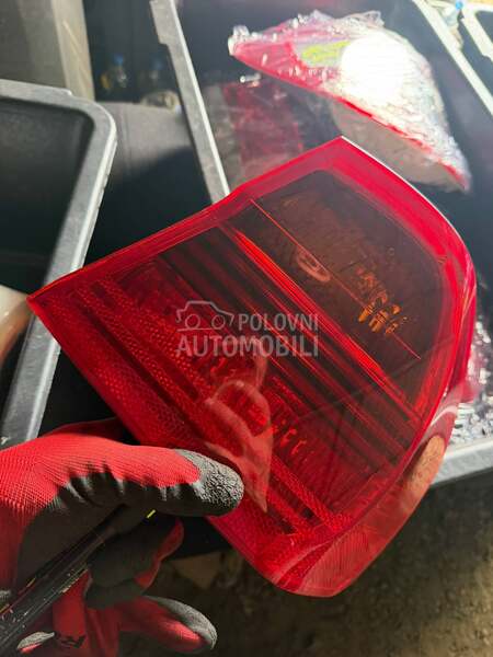 stop lampa e90 stopaljka za BMW Serija 3, 316, 318 ... od 2004. do 2024. god.