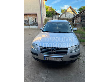 Volkswagen Passat B5.5 1,6, 1.450 €, 2000. Limuzina, Benzin + Gas (TNG) | 1595 cm3, 218.000 km, 75kW (102 KS), Manuelni 5 brzina, 4/5 vrata, 5 sedišta, Aleksinac