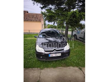 Citroen C5 , 2.200 €, 2004. Limuzina, Dizel | 1997 cm3, 187.587 km, 100kW (136 KS), Manuelni 6 brzina, 4/5 vrata, 5 sedišta, Šabac