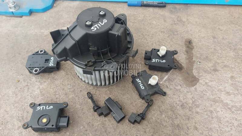 MOTORIC KABINE SENZOR za Fiat Stilo za 2005. god.