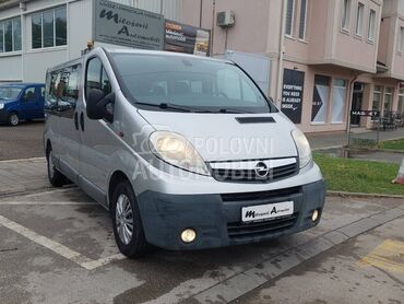 Opel Vivaro 2.0 Cdti, 8.999 €, 2013. , 248.165 km, Putnički kombi, Dizel, 1955 cm3, Manuelni menjač, Inđija