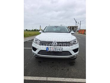 Volkswagen Touareg V6 TDI (može zamena), 26.300 €, 2016. Džip/SUV, Dizel | 2967 cm3, 207.000 km, 193kW (262 KS), Automatski / poluautomatski, 4/5 vrata, 5 sedišta, Kruševac