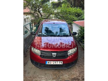 Dacia Sandero 1.2 tng, 4.600 €, 2013. Hečbek, Benzin + Gas (TNG) | 1149 cm3, 230.000 km, 53kW (72 KS), Manuelni 5 brzina, 4/5 vrata, 5 sedišta, Voždovac