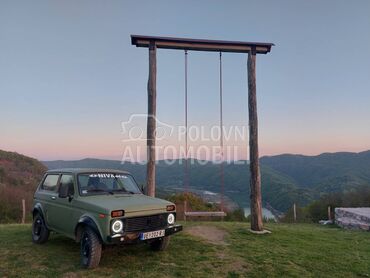 Lada Niva , 2.200 €, 2003. Džip/SUV, Benzin + Gas (TNG) | 1690 cm3, 25.860 km, 60kW (82 KS), Manuelni 5 brzina, 2/3 vrata, 4 sedišta, Mali Zvornik