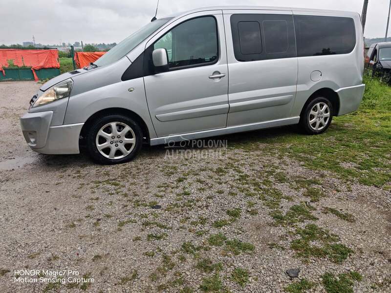 Citroen Jumpy 2.0d 2009. god. -  kompletan auto u delovima