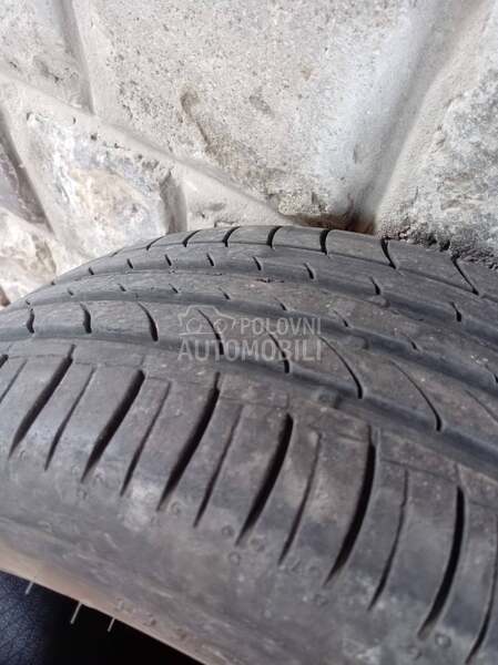 Dunlop 235/50 R18 Letnja
