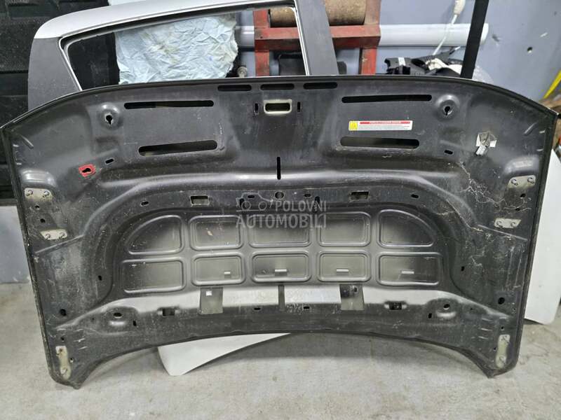Hauba Original Aluminijum za Jeep Renegade od 2014. do 2026. god.