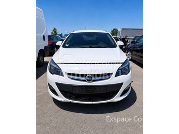 Opel Astra J 1.6 CDTI, 3.900 €, 2014. Karavan, Dizel | 1598 cm3, 308.000 km, 100kW (136 KS), Manuelni 6 brzina, 4/5 vrata, 5 sedišta, Batajnica