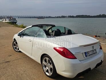 Peugeot 308 hdi (može zamena), Po dogovoru, 2010. Kabriolet/Roadster, Dizel | 1997 cm3, 160.000 km, 103kW (140 KS), Manuelni 6 brzina, 2/3 vrata, 4 sedišta, Beograd