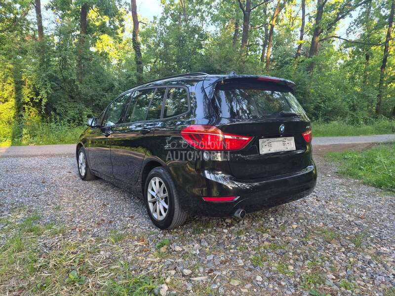 BMW 218 Gran Tourer 2016 photo 3