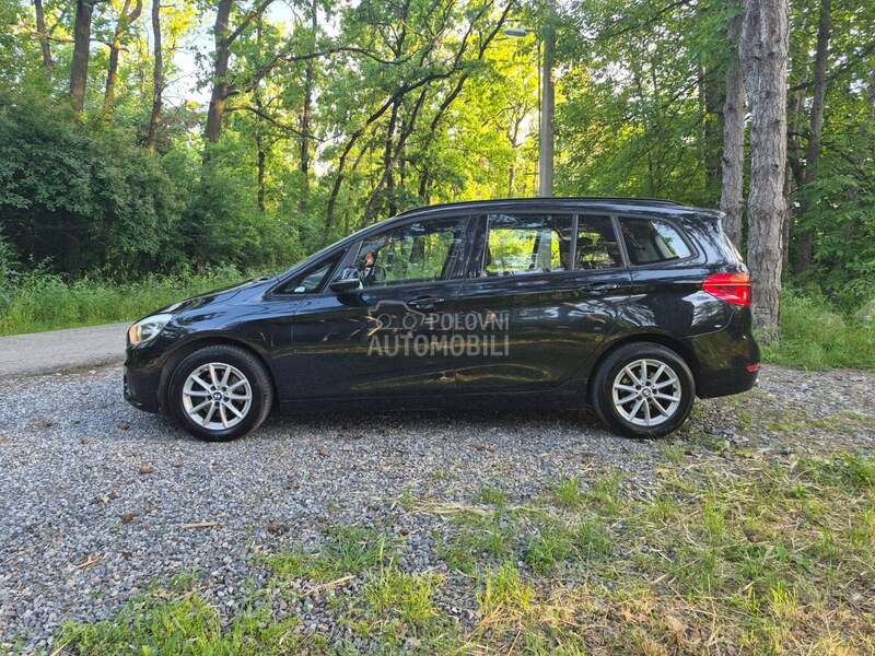 BMW 218 Gran Tourer 2016 photo 2