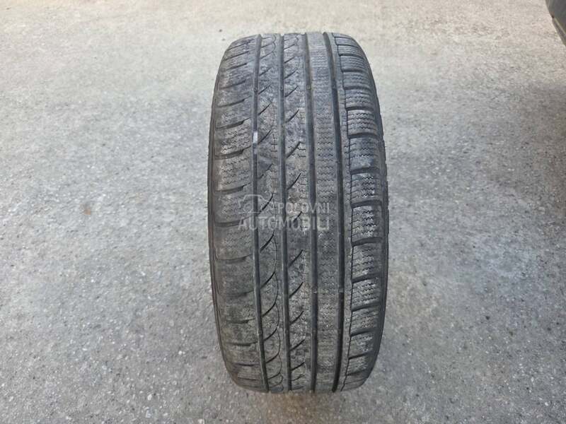 Tristar 205/45 R17 Zimska
