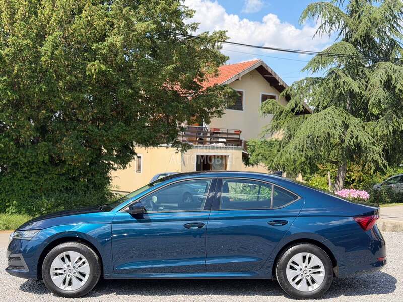 Skoda Octavia 2022 photo 4