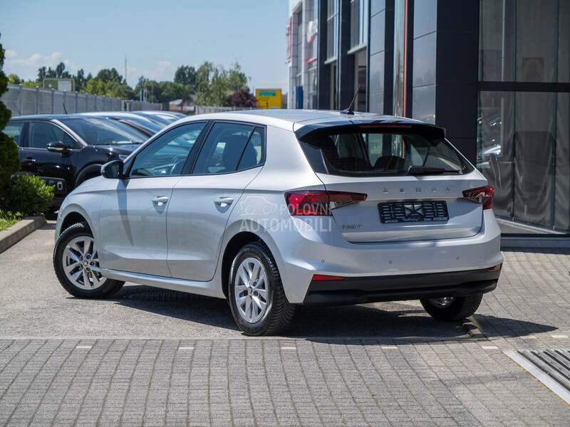Skoda Fabia 2022 photo 4