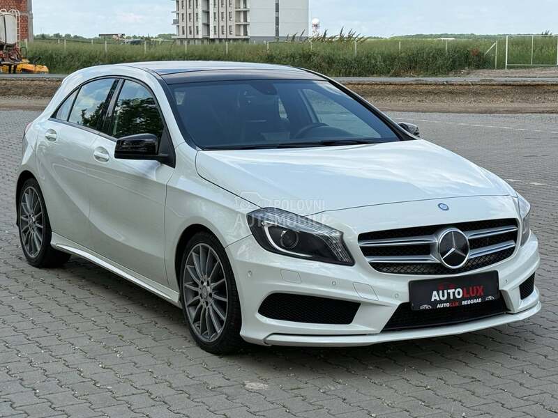 Mercedes-Benz A 200 2014 photo 2
