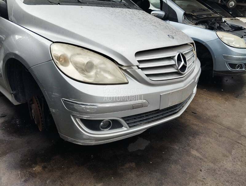 Hauba za Mercedes Benz B Klasa od 2005. do 2011. god.