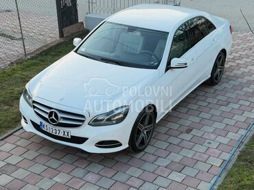 Mercedes Benz E 220  (može zamena)