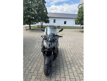 Yamaha X max 300, 6.150 €, 2024. , 300 cm3, 3.400 km, 19kW (26 KS), Scooter, Novi Sad