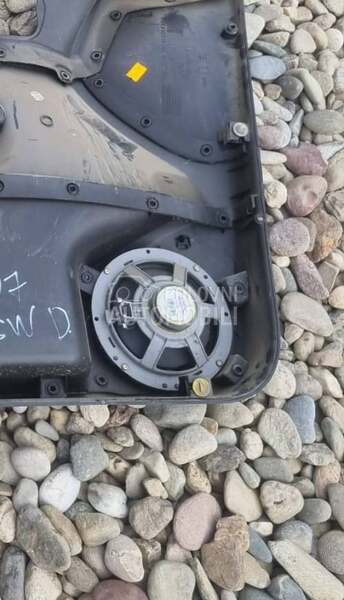Prednji desni zvucnik za Peugeot 307