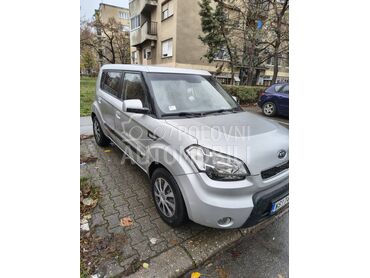 Kia Soul  (može zamena), 4.100 €, 2009. Džip/SUV, Dizel | 1582 cm3, 193.000 km, 82kW (111 KS), Manuelni 5 brzina, 4/5 vrata, 5 sedišta, Novi Sad