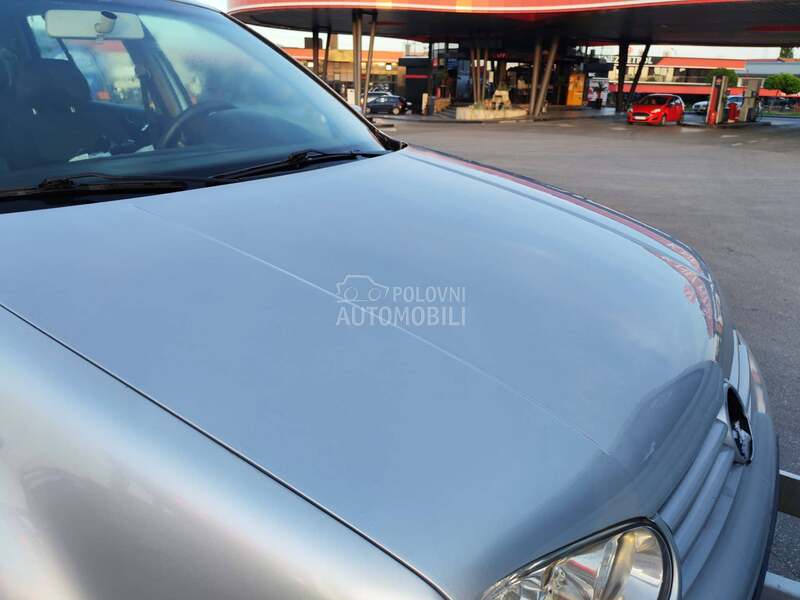 hauba za Volkswagen Golf 4 od 1999. do 2005. god.