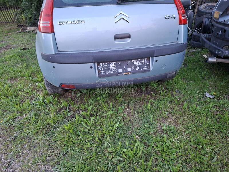 Zadnji branik za Citroen C4 od 2004. do 2010. god.