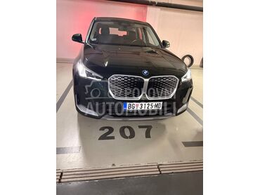 BMW iX1 , 38.900 €, 2025. Džip/SUV, Električni pogon, 1.100 km, 150kW (204 KS), Automatski / poluautomatski, 4/5 vrata, 5 sedišta, Novi Beograd