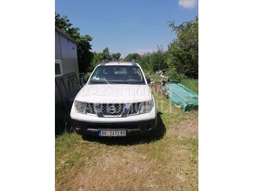 Nissan Navara Džip, 6.500 €, 2009. , 220.000 km, Putar, Dizel, 2488 cm3, Manuelni menjač, Beograd