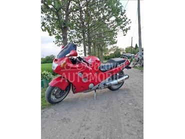 Honda CBR 1000f (može zamena), 1.500 €, 1991. , 1000 cm3, 100.000 km, 74kW (101 KS), Sport / Super sport, Obrva