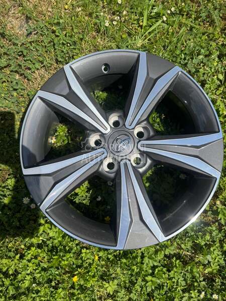 Aluminijumske felne toyota 17" 5 x 114.3