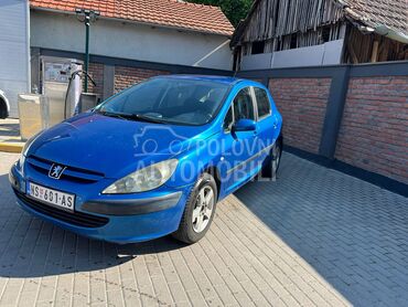 Peugeot 307  (može zamena), 1.250 €, 2002. Hečbek, Benzin | 1587 cm3, 332.230 km, 80kW (109 KS), Manuelni 5 brzina, 4/5 vrata, 5 sedišta, Novi Sad