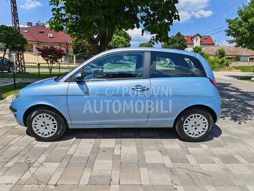 Lancia Ypsilon 1.2 B, 2.600 €, 2006. Hečbek, Benzin | 1242 cm3, 197.600 km, 44kW (60 KS), Manuelni 5 brzina, 2/3 vrata, 4 sedišta, Ruma