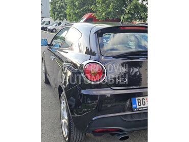 Alfa Romeo MiTo 1.3 MJet, 3.200 €, 2009. Hečbek, Dizel | 1300 cm3, 217.000 km, 66kW (90 KS), Manuelni 6 brzina, 2/3 vrata, 4 sedišta, Voždovac