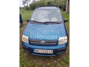 Fiat Panda 1.2 (može zamena), 2.200 €, 2004. Hečbek, Benzin | 1242 cm3, 250.000 km, 44kW (60 KS), Manuelni 5 brzina, 4/5 vrata, 5 sedišta, Obrenovac