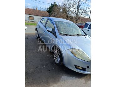 Fiat Brava 1.9, 1.300 €, 2007. Hečbek, Dizel | 190 cm3, 234.169 km, 88kW (120 KS), Manuelni 5 brzina, 4/5 vrata, 5 sedišta, Obrenovac