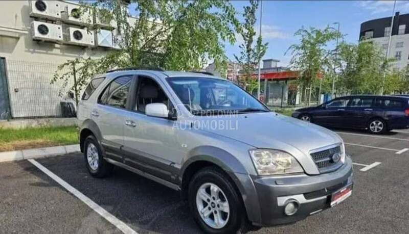 Kia Sorento -  kompletan auto u delovima
