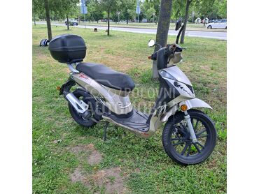 Longjia Trevis, 750 €, 2012. , 50 cm3, 5.090 km, 3kW (4 KS), Moped, Novi Sad