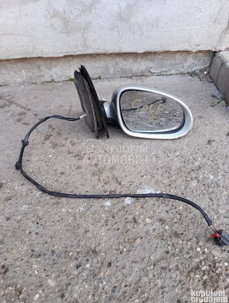 Desni retrovizor za Volkswagen Golf 5