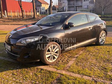 Renault Megane , 3.299 €, 2009. Kupe, Benzin | 1397 cm3, 221.600 km, 96kW (131 KS), Manuelni 6 brzina, 2/3 vrata, 5 sedišta, Sremska Mitrovica