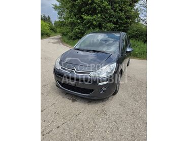 Citroen C3 1.4hdi restyling, 3.550 €, 2013. Limuzina, Dizel | 1398 cm3, 157.000 km, 50kW (68 KS), Manuelni 5 brzina, 4/5 vrata, 5 sedišta, Mladenovac