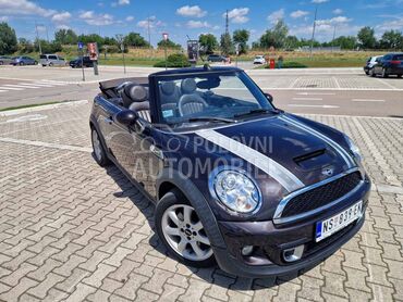 MINI Cooper S 1.6 turbo (može zamena), 6.200 €, 2013. Kabriolet/Roadster, Benzin | 1598 cm3, 178.000 km, 135kW (184 KS), Automatski / poluautomatski, 2/3 vrata, 4 sedišta, Temerin