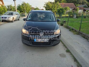 Volkswagen Touran  (može zamena), 7.000 €, 2012. Monovolumen (MiniVan), Benzin + Metan (CNG) | 1390 cm3, 176.300 km, 110kW (150 KS), Automatski / poluautomatski, 4/5 vrata, 5 sedišta, Kragujevac