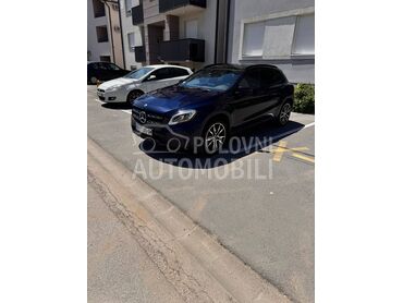 Mercedes Benz GLA 180  (može zamena), 16.650 €, 2017. Džip/SUV, Benzin | 1596 cm3, 204.000 km, 89kW (121 KS), Automatski / poluautomatski, 4/5 vrata, 5 sedišta, Beograd