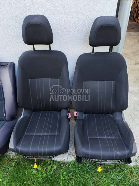 Sedista za C4 II 2010-2018 za Citroen C4 od 2010. do 2018. god.