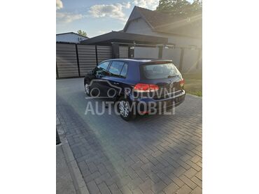 Volkswagen Golf 6 (može zamena), 4.190 €, 2009. Limuzina, Benzin | 1389 cm3, 225.687 km, 58kW (79 KS), Manuelni 5 brzina, 4/5 vrata, 5 sedišta, Zrenjanin