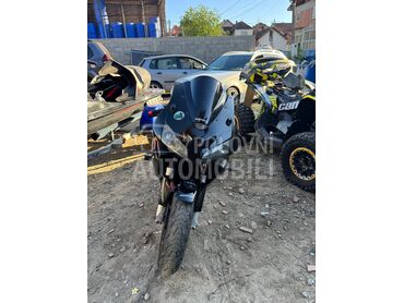 Honda CBR600RR, 3.200 €, 2003. , 599 cm3, 63.628 km, 83kW (113 KS), Sport / Super sport, Rakovica
